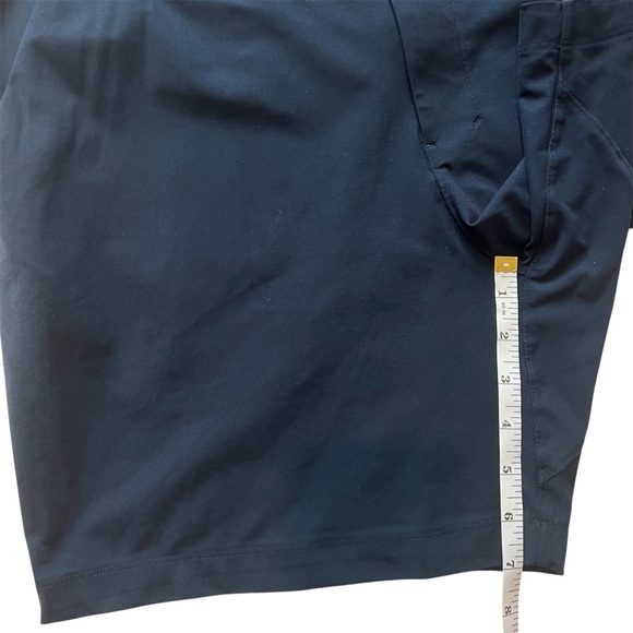 Lululemon ABC Performance Shorts in Navy 7” Inseam Size 34 - Picture 9 of 9